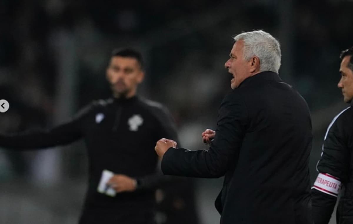 Ini Pemain Pertama yang Didatangkan Jose Mourinho di Real Madrid pada Bursa Transfer Musim Panas 2026 Ini Pemain Pertama yang Didatangkan Jose Mourinho di Real Madrid pada Bursa Transfer Musim Panas 2026