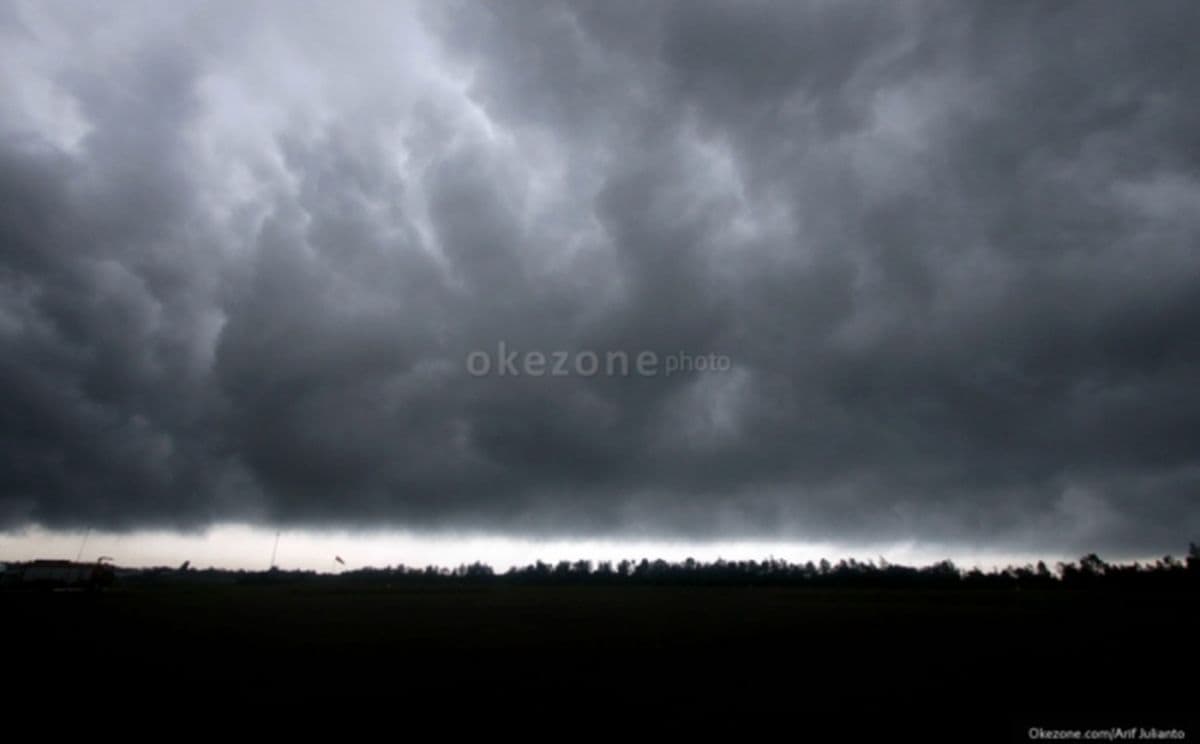 Indonesia dan 4 Negara Pantau Badai Monsun di Teluk Benggala, BMKG Ungkap Dampak Bahayanya! Indonesia dan 4 Negara Pantau Badai Monsun di Teluk Benggala, BMKG Ungkap Dampak Bahayanya!