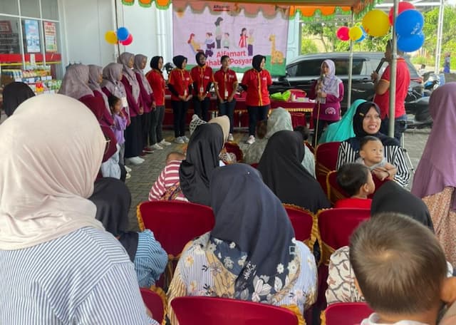 Alfamart dan Darya-Varia Jangkau 2.800 Penerima Manfaat Posyandu di 28 Kota Alfamart dan Darya-Varia Jangkau 2.800 Penerima Manfaat Posyandu di 28 Kota
