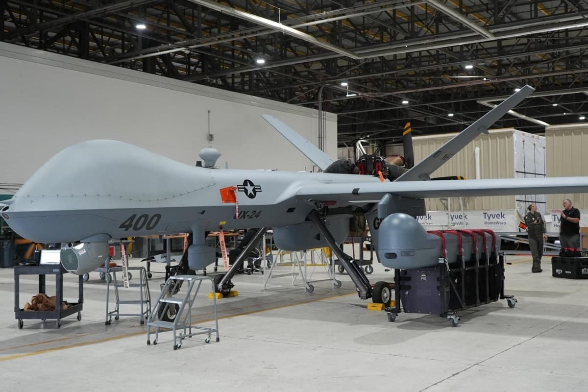 Houthi Tembak Jatuh Drone Reaper AS di Timur Yaman Houthi Tembak Jatuh Drone Reaper AS di Timur Yaman