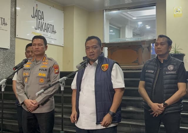 Tim Pemburu Begal Tangkap 8 Pelaku, 3 di Antaranya Jambret WNA di Bundaran HI Tim Pemburu Begal Tangkap 8 Pelaku, 3 di Antaranya Jambret WNA di Bundaran HI