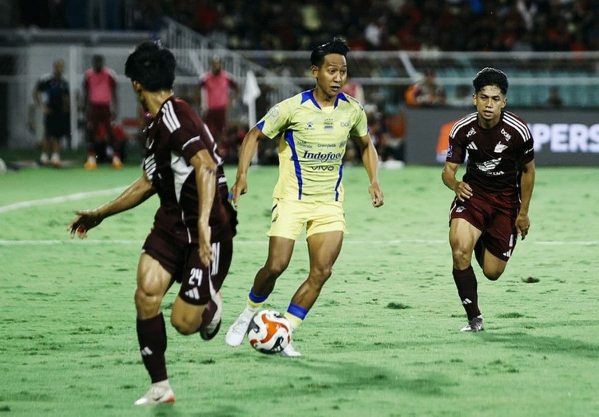 Pascakericuhan di Markas PSM Makassar, Manajemen Persib Bandung Ungkap Kondisi Skuad Pangeran Biru Pascakericuhan di Markas PSM Makassar, Manajemen Persib Bandung Ungkap Kondisi Skuad Pangeran Biru