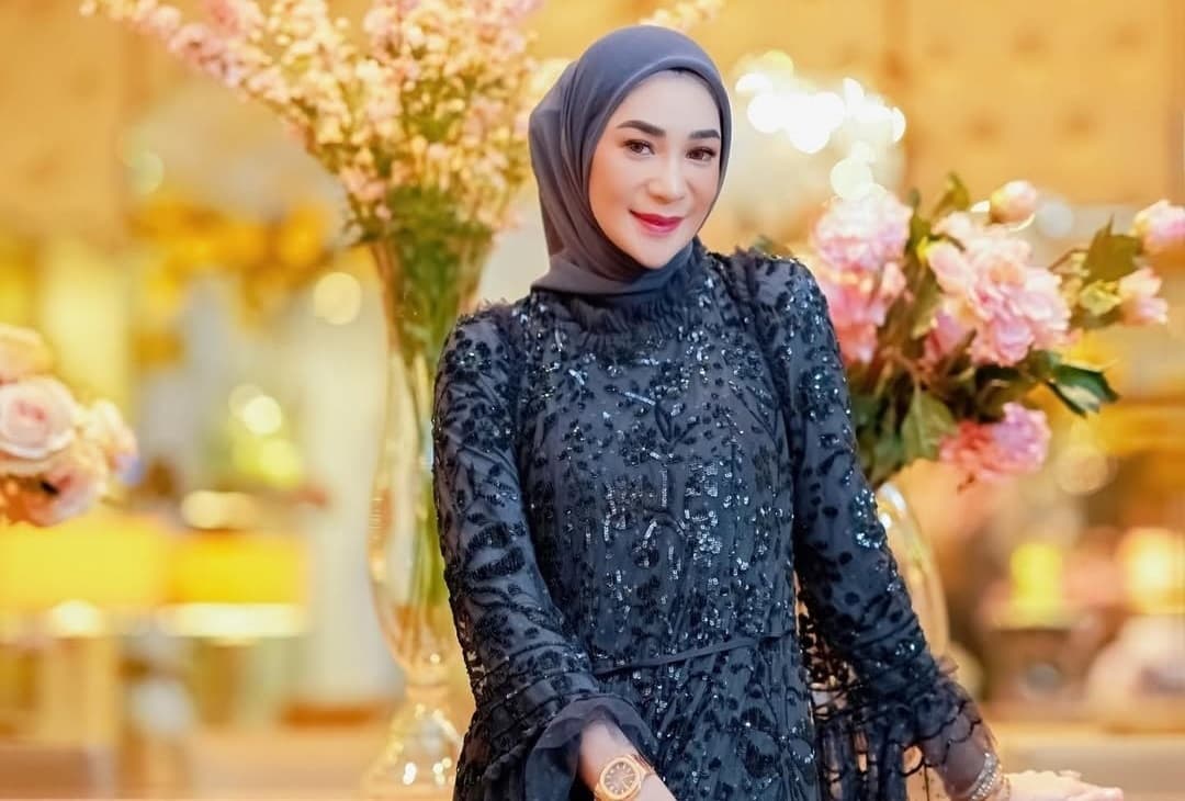 Bersedia Damai, Herawati Ajukan 2 Syarat Ini pada Erin Wartia Bersedia Damai, Herawati Ajukan 2 Syarat Ini pada Erin Wartia