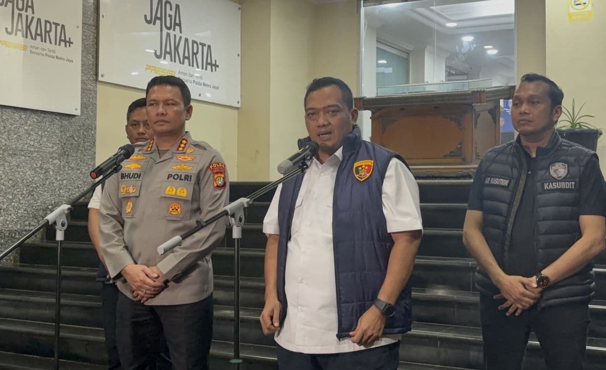 Komplotan Begal Bersenpi di Jakarta Diburu Polisi, 5 Pelaku Masih Gentayangan! Komplotan Begal Bersenpi di Jakarta Diburu Polisi, 5 Pelaku Masih Gentayangan!