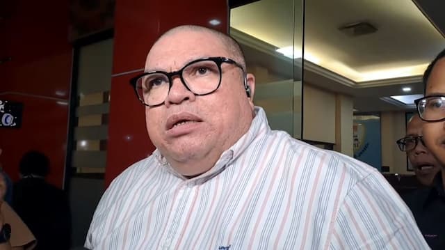 Kubu Roy Suryo Desak Kejaksaan Segera Eksekusi Razman Nasution Kubu Roy Suryo Desak Kejaksaan Segera Eksekusi Razman Nasution