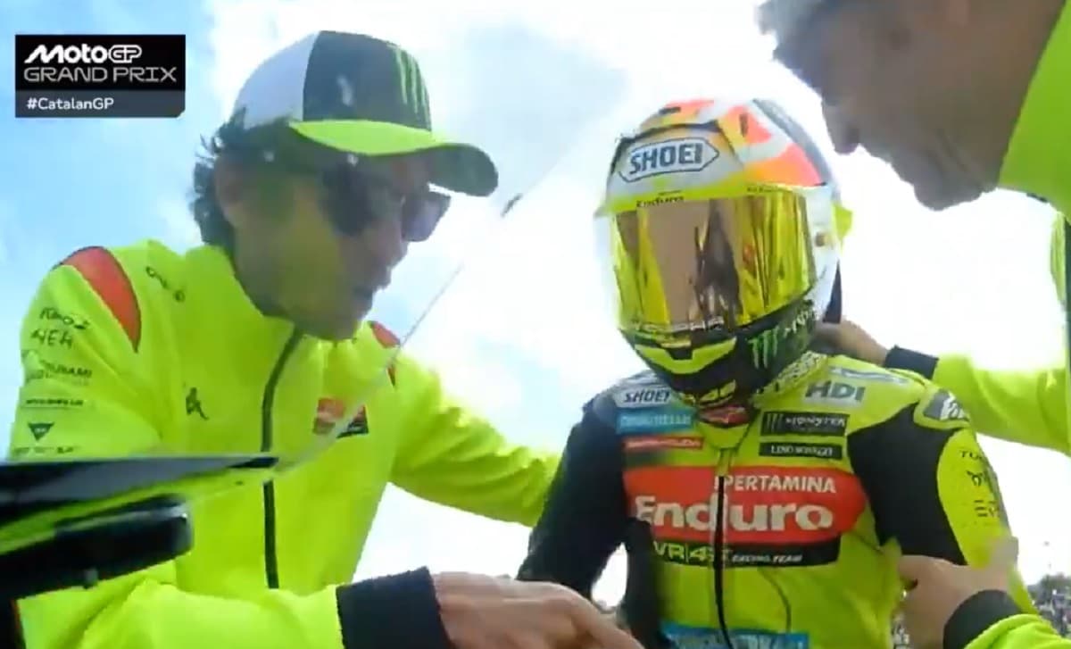 Canda Valentino Rossi ke Fabio Di Giannantonio Setelah Juara MotoGP Catalunya 2026: Yakin Ingin Tinggalkan Kami? Canda Valentino Rossi ke Fabio Di Giannantonio Setelah Juara MotoGP Catalunya 2026: Yakin Ingin Tinggalkan Kami?