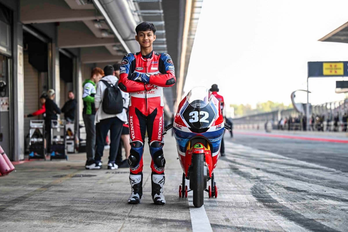 Pembalap Indonesia Kiandra Ramadhipa Siap Tempur di Moto3 Junior World Championship 2026! Pembalap Indonesia Kiandra Ramadhipa Siap Tempur di Moto3 Junior World Championship 2026!