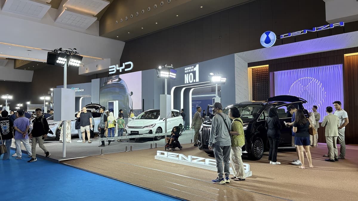 Pameran Kendaraan Listrik PEVS 2026 Digelar 29 Oktober-1 November Pameran Kendaraan Listrik PEVS 2026 Digelar 29 Oktober-1 November
