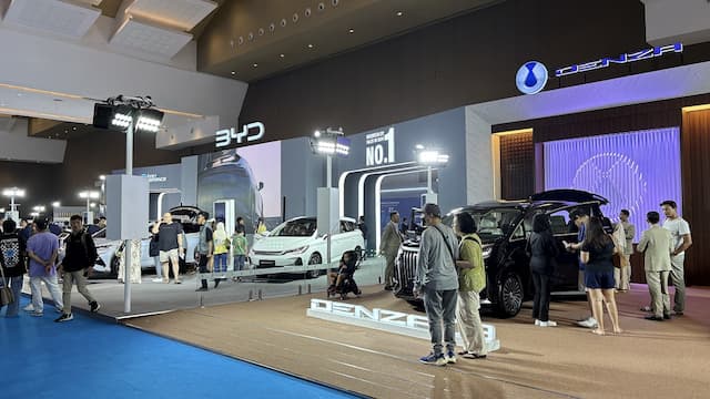 Pameran Kendaraan Listrik PEVS 2026 Digelar 29 Oktober-1 November Pameran Kendaraan Listrik PEVS 2026 Digelar 29 Oktober-1 November