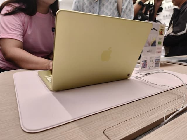 Apple MacBook Neo Resmi Hadir di Indonesia, Cek Harganya Apple MacBook Neo Resmi Hadir di Indonesia, Cek Harganya