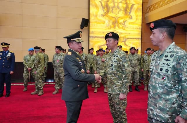Profil dan Rekam Jejak Mentereng Aulia Dwi Nasrullah, Jenderal Tempur Kopassus yang Jadi Waka BAIS Profil dan Rekam Jejak Mentereng Aulia Dwi Nasrullah, Jenderal Tempur Kopassus yang Jadi Waka BAIS