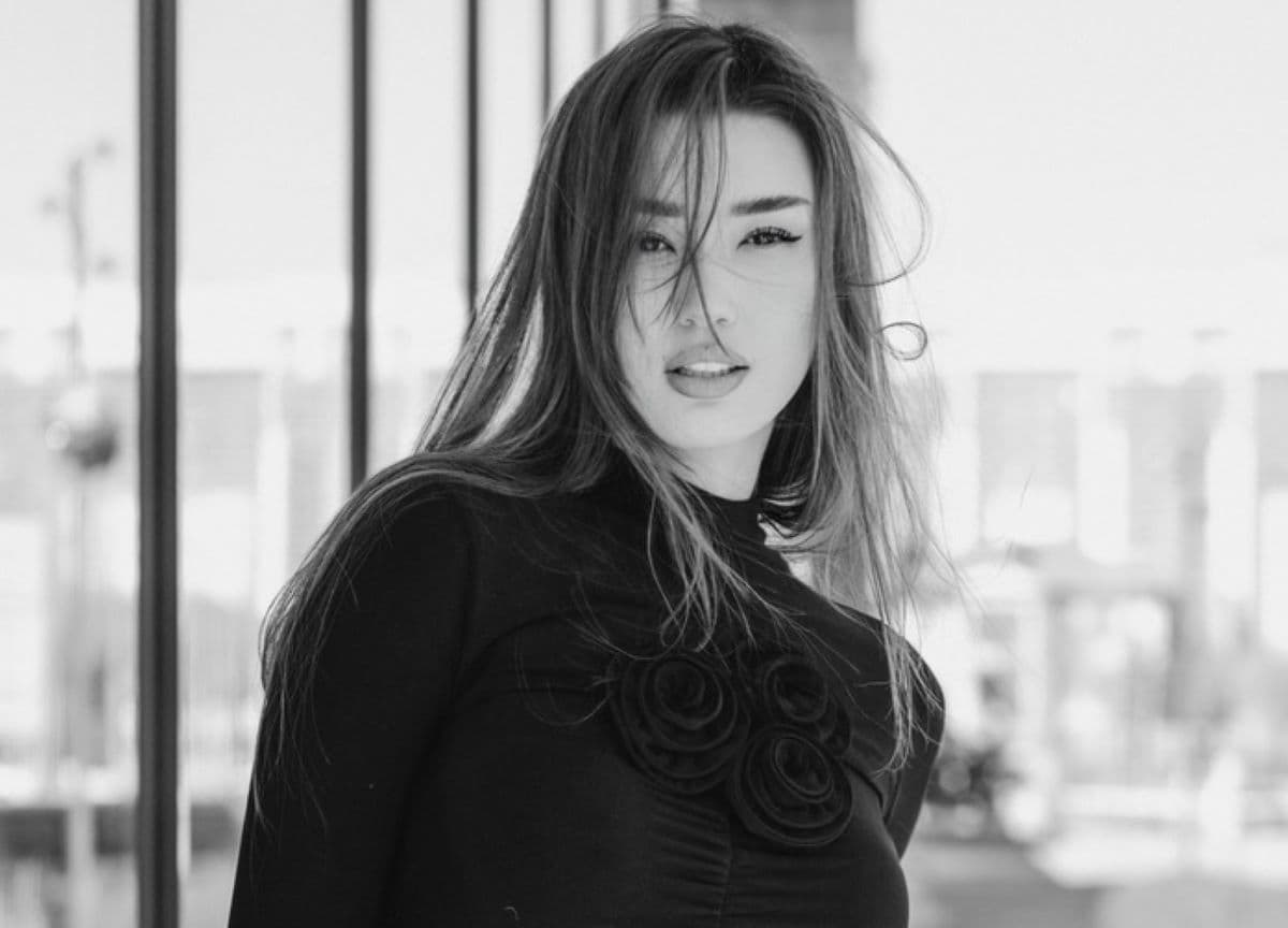 Kisah Pevoli Cantik Sabina Altynbekova: Dulu Hidup Serba Terbatas, Kini Menjelma Jadi Bintang Dunia Kisah Pevoli Cantik Sabina Altynbekova: Dulu Hidup Serba Terbatas, Kini Menjelma Jadi Bintang Dunia