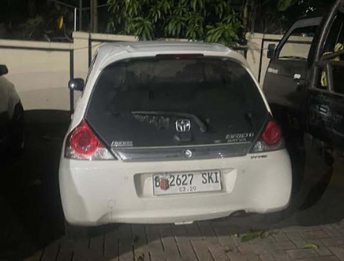 Begal Gasak Mobil di Cisauk, Korban Perempuan Diikat Lalu Dibuang di Jalan Sepi Begal Gasak Mobil di Cisauk, Korban Perempuan Diikat Lalu Dibuang di Jalan Sepi
