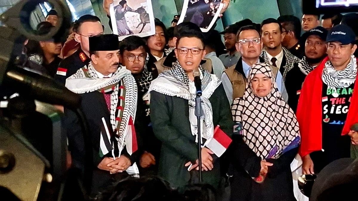 Kecam Israel atas Penahanan 9 WNI Misi GSF, Menlu RI: Pelanggaran Hukum Internasional Kecam Israel atas Penahanan 9 WNI Misi GSF, Menlu RI: Pelanggaran Hukum Internasional