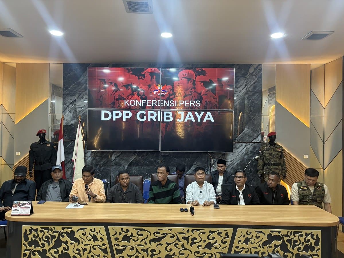 Hercules Jelaskan Perselisihannya dengan Ahmad Bahar, Bantah Intimidasi hingga Paksa Buka Jilbab Hercules Jelaskan Perselisihannya dengan Ahmad Bahar, Bantah Intimidasi hingga Paksa Buka Jilbab