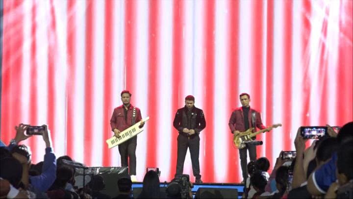 Nella Kharisma hingga Ridho Rhoma Goyang Road To Kilau Raya MNCTV di Semarang Nella Kharisma hingga Ridho Rhoma Goyang Road To Kilau Raya MNCTV di Semarang