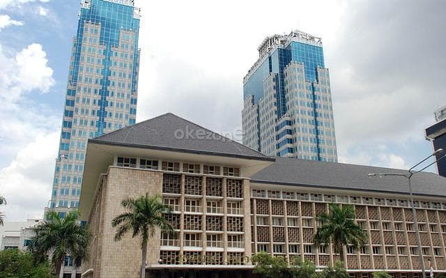 BI Ungkap Alasan Naikkan Suku Bunga Acuan Jadi 5,25 Persen demi Rupiah BI Ungkap Alasan Naikkan Suku Bunga Acuan Jadi 5,25 Persen demi Rupiah