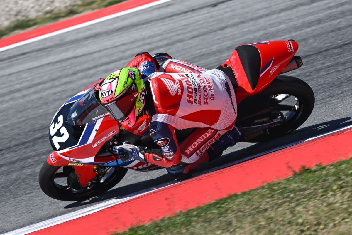 Pembalap Indonesia Kiandra Ramadhipa Menggila di Race Pembuka Moto3 Junior World Championship 2026! Pembalap Indonesia Kiandra Ramadhipa Menggila di Race Pembuka Moto3 Junior World Championship 2026!
