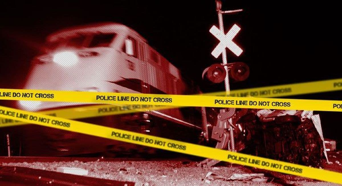 BREAKING NEWS: Kereta Penumpang Tabrak Minibus Membawa 7 Anak, Korban Tewas Dilaporkan BREAKING NEWS: Kereta Penumpang Tabrak Minibus Membawa 7 Anak, Korban Tewas Dilaporkan
