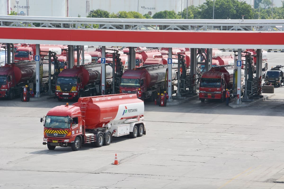 Viral Dugaan Penyelewengan BBM Subsidi di Kalbar, Pertamina Tindak Tegas Viral Dugaan Penyelewengan BBM Subsidi di Kalbar, Pertamina Tindak Tegas