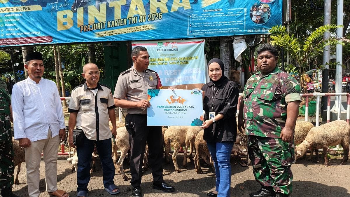 MNC Peduli Salurkan 17 Hewan Kurban di Jakarta Barat, Danramil Kebon Jeruk: Semoga Berkah MNC Peduli Salurkan 17 Hewan Kurban di Jakarta Barat, Danramil Kebon Jeruk: Semoga Berkah