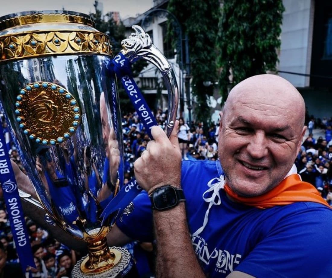 Penyebab Persib Bandung Ganti Bojan Hodak dengan Igor Tolic sebagai Pelatih Penyebab Persib Bandung Ganti Bojan Hodak dengan Igor Tolic sebagai Pelatih