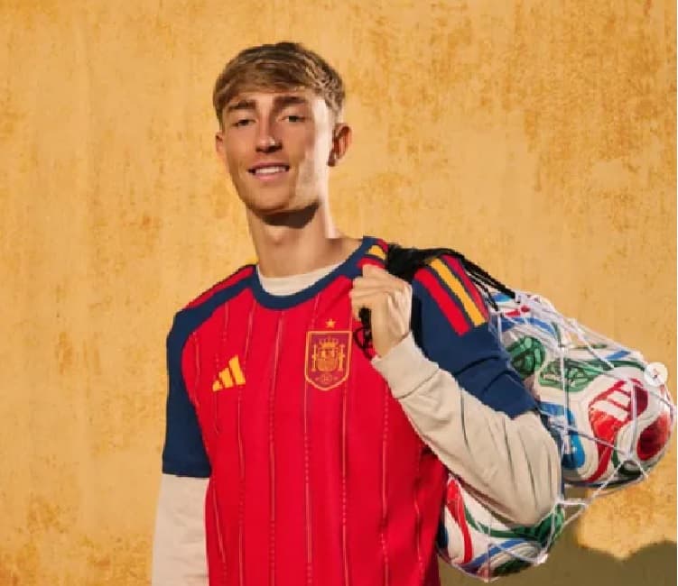 Dicoret dari Skuad Timnas Spanyol Untuk Piala Dunia 2026, Bek Real Madrid Beri Respon Tak Terduga! Dicoret dari Skuad Timnas Spanyol Untuk Piala Dunia 2026, Bek Real Madrid Beri Respon Tak Terduga!