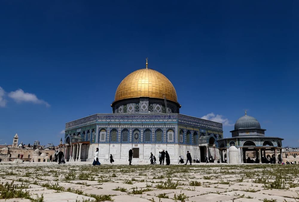 Ribuan Muslim Salat Iduladha di Masjid Al-Aqsa Ribuan Muslim Salat Iduladha di Masjid Al-Aqsa
