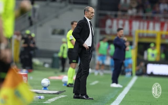 Ibrahimovic Nyaris Baku Hantam dengan Allegri Ibrahimovic Nyaris Baku Hantam dengan Allegri