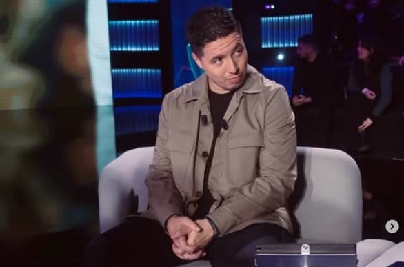 Mantan Pemain Arsenal Samir Nasri Mundur dari Siaran Final Liga Champions Usai Ibunya Dihina Ultras PSG Mantan Pemain Arsenal Samir Nasri Mundur dari Siaran Final Liga Champions Usai Ibunya Dihina Ultras PSG