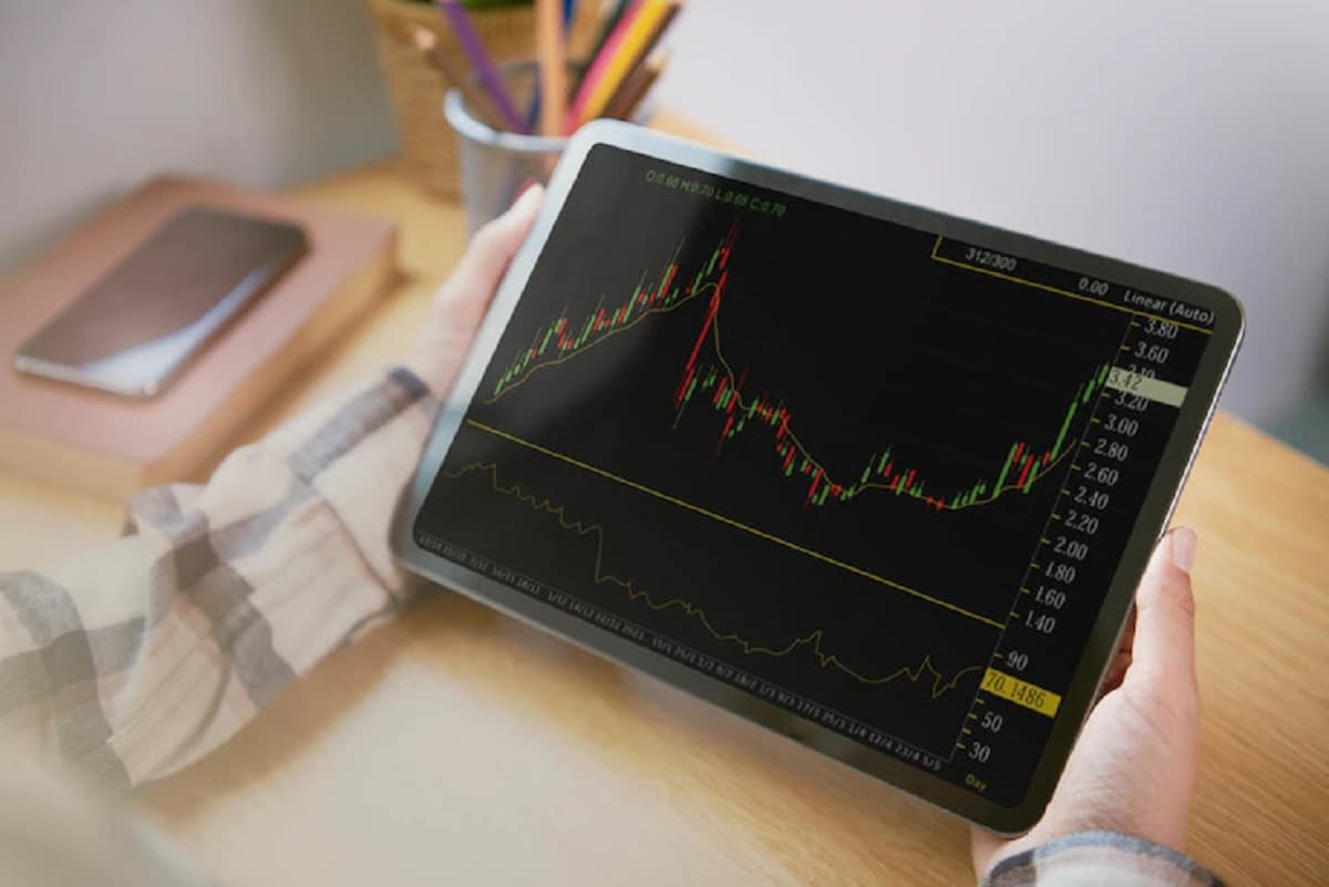 IHSG Hari Ini Ditutup Turun ke Level 6.127 IHSG Hari Ini Ditutup Turun ke Level 6.127