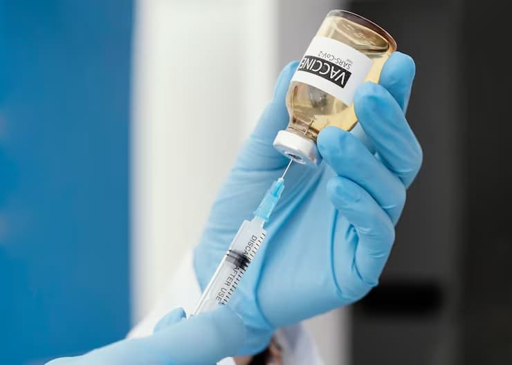Daftar 6 Vaksin yang Dianjurkan untuk Orang Dewasa Menurut Dokter Daftar 6 Vaksin yang Dianjurkan untuk Orang Dewasa Menurut Dokter