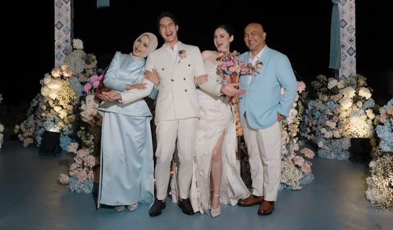Ibu Syifa Hadju Tulis Pesan Haru saat Ulang Tahun El Rumi: Yaumul Milad Anakku Ibu Syifa Hadju Tulis Pesan Haru saat Ulang Tahun El Rumi: Yaumul Milad Anakku