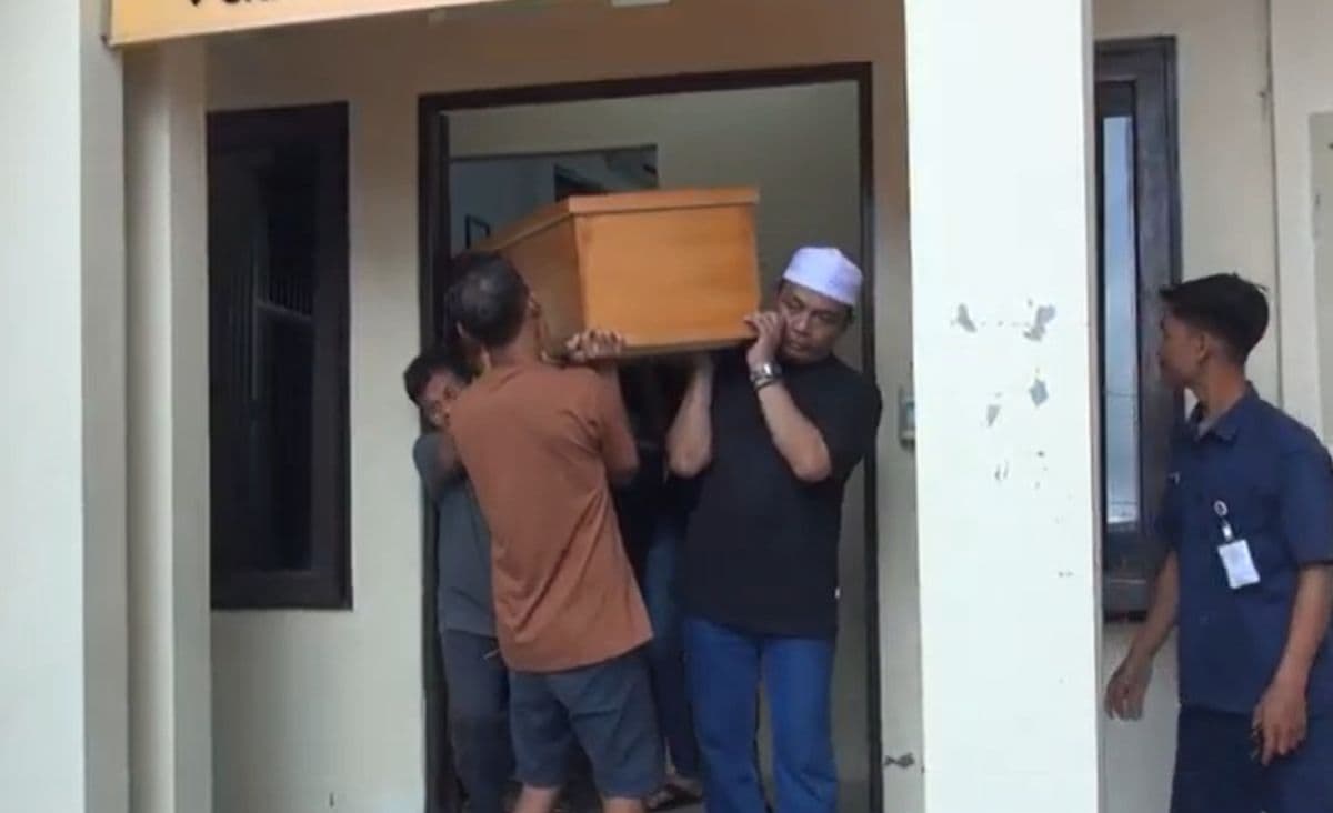 Tragis, Mantan Polisi Terpidana Seumur Hidup Ditemukan Tewas di Sel Isolasi Tragis, Mantan Polisi Terpidana Seumur Hidup Ditemukan Tewas di Sel Isolasi