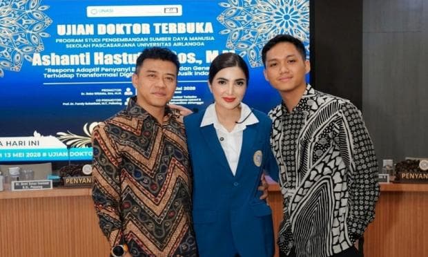Azriel Hermansyah Titip Doa Khusus ke Anang dan Ashanty yang Sedang Berhaji, Siap Nikah Tahun Ini? Azriel Hermansyah Titip Doa Khusus ke Anang dan Ashanty yang Sedang Berhaji, Siap Nikah Tahun Ini?