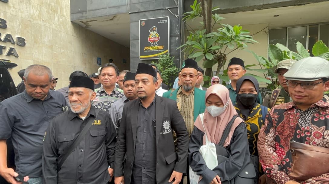 Hercules Dilaporkan soal Dugaan Intimidasi, Polda Metro Gerak Cepat Periksa Ilma Sani Hercules Dilaporkan soal Dugaan Intimidasi, Polda Metro Gerak Cepat Periksa Ilma Sani