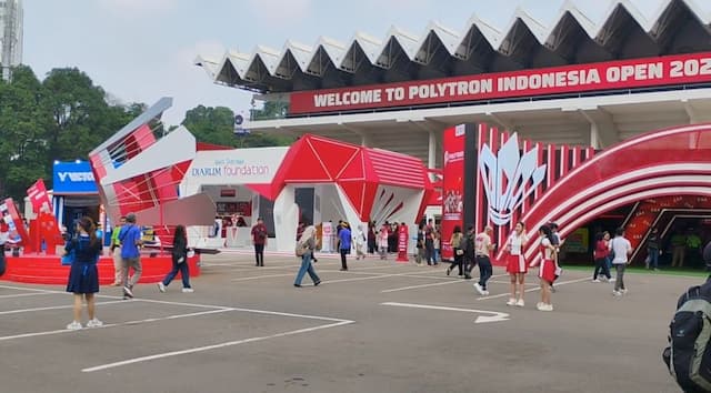 Indonesia Open 2026 Dimulai Hari Ini, Badminton Lovers Perlahan Serbu Istora Senayan! Indonesia Open 2026 Dimulai Hari Ini, Badminton Lovers Perlahan Serbu Istora Senayan!