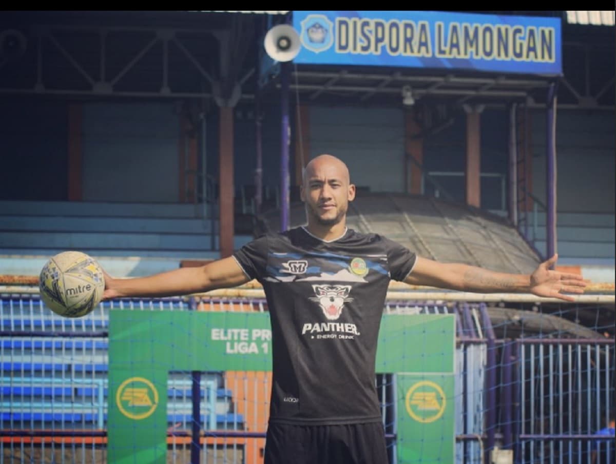 Kisah Eks Bomber PSG yang Pernah Jadi Mesin Gol Persela Lamongan Kisah Eks Bomber PSG yang Pernah Jadi Mesin Gol Persela Lamongan