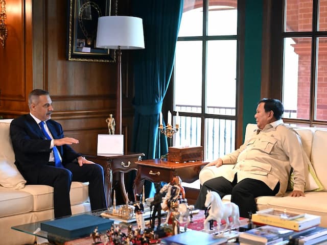 Prabowo dan Menlu Turkiye Bertemu di Hambalang, Bahas Isu Palestina hingga Timur Tengah Prabowo dan Menlu Turkiye Bertemu di Hambalang, Bahas Isu Palestina hingga Timur Tengah