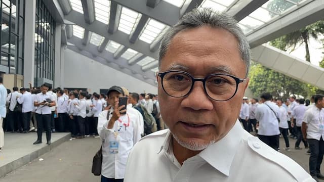 Nanik S Deyang Jadi Kepala BGN Gantikan Dadan, Zulhas: Bukti Presiden Dengar Suara Rakyat! Nanik S Deyang Jadi Kepala BGN Gantikan Dadan, Zulhas: Bukti Presiden Dengar Suara Rakyat!