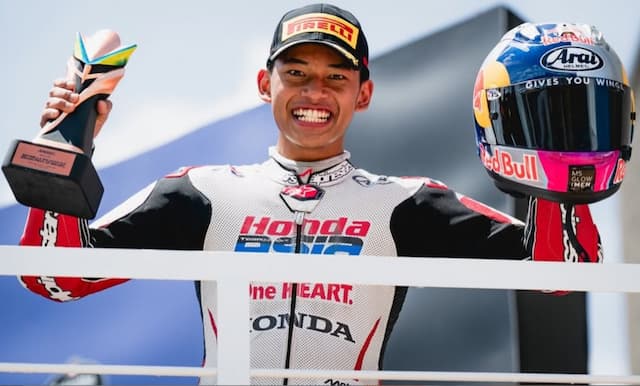 Veda Ega Pratama Satu-satunya Pembalap di Luar Spanyol yang Masuk 5 Besar Klasemen Sementara Moto3 2026 Veda Ega Pratama Satu-satunya Pembalap di Luar Spanyol yang Masuk 5 Besar Klasemen Sementara Moto3 2026