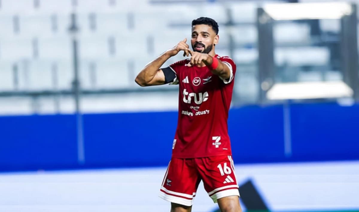 Pelatih Timnas Indonesia John Herdman Bahagia, Penyerang Oman Muhsen Al-Ghassani Pernah Dimatikan Persib Bandung! Pelatih Timnas Indonesia John Herdman Bahagia, Penyerang Oman Muhsen Al-Ghassani Pernah Dimatikan Persib Bandung!