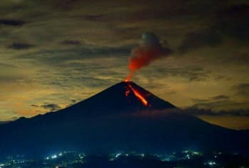 Gunung Semeru Meletus Lagi, Ini 5 Mitos dan Ramalan Jayabaya soal Pulau Jawa yang Terbelah