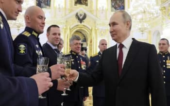 Bersumpah Terus Serang Jaringan Listrik Ukraina, Putin: Siapa yang Memulai?