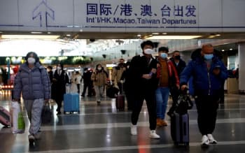 Banyak Negara Batasi Turis China, Beijing Kritik Aturan Bermotivasi Politik