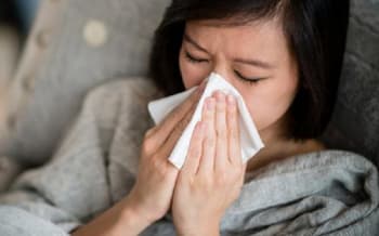 Musim Hujan Lebih Mudah Terkena Influenza, Ini Penjelasan Dokter!