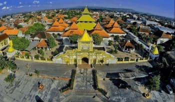 10 Masjid Terunik di Jawa Timur, Cocok untuk Wisata Religi saat Ramadan