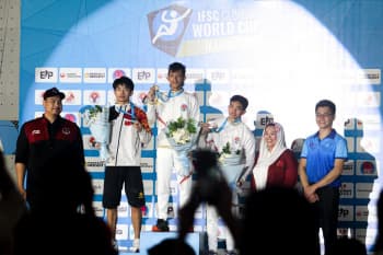 Hasil Putaran Final Piala Dunia Panjat Tebing 2023 Jakarta: Nursamsa Raharjati Amankan Medali Emas untuk Indonesia!