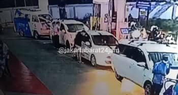 Polisi Buru Pelaku yang Pukuli Pengendara Lain saat Antre BBM di SPBU Kalideres