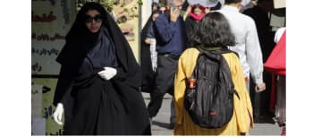 Iran Loloskan RUU Kontroversial Soal Hijab, Wanita Terancam Hukuman Penjara 10 Tahun jika Langgar Aturan Pakaian Tak Pantas